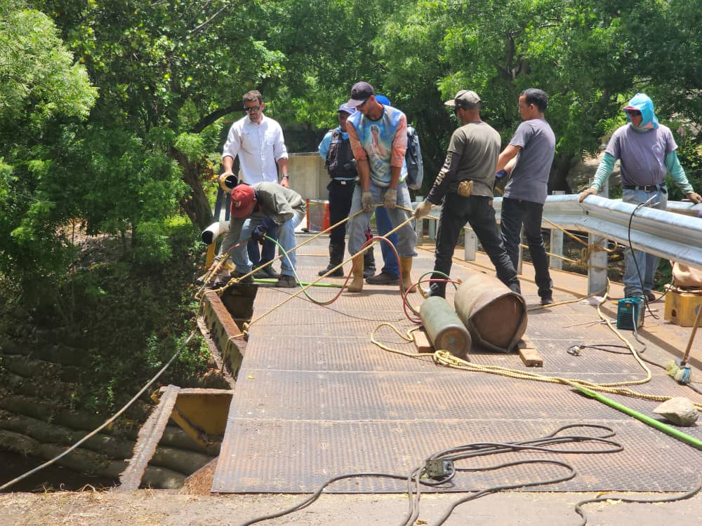 Rehabilitación del Puente Oritapo avanza un 60% en La Guaira