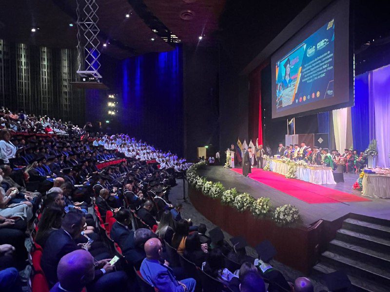 Más de 300 nuevos profesionales aeronáuticos egresan del IUAC y el CIAC