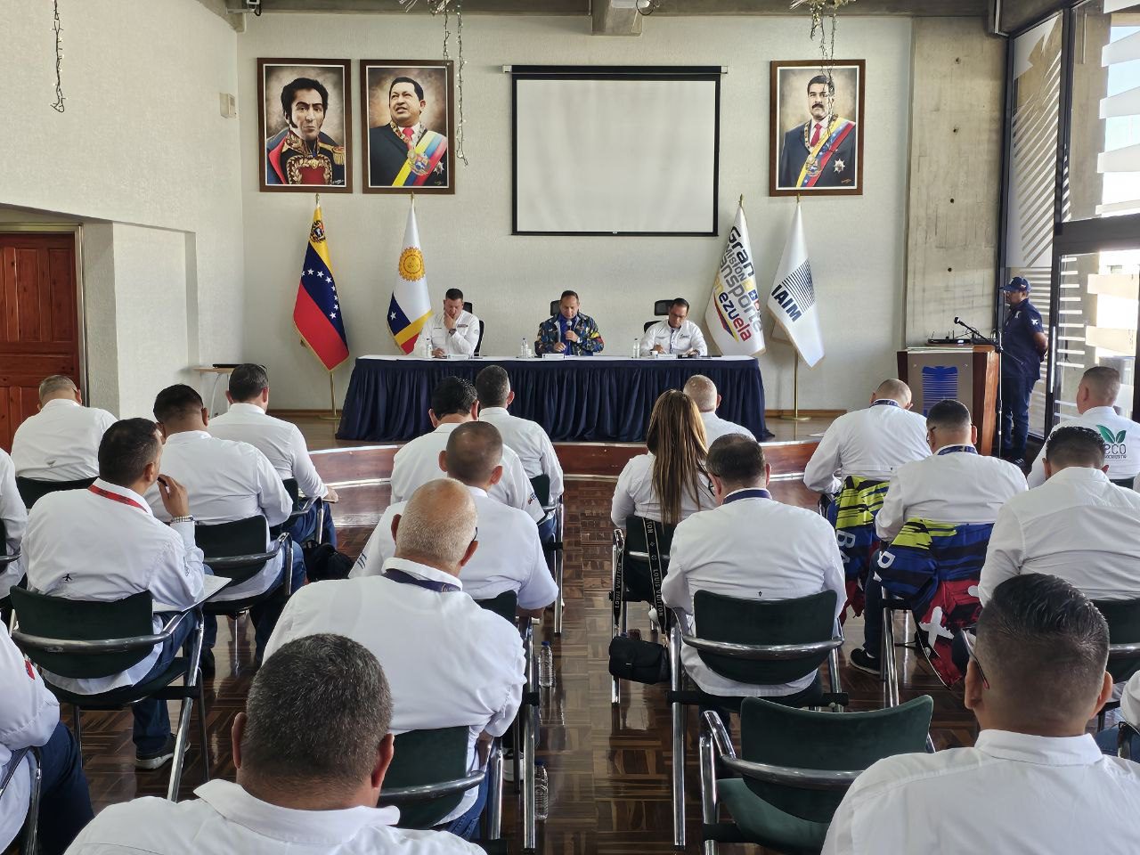 Venezuela avanza hacia una aviación segura y sostenible Prensa